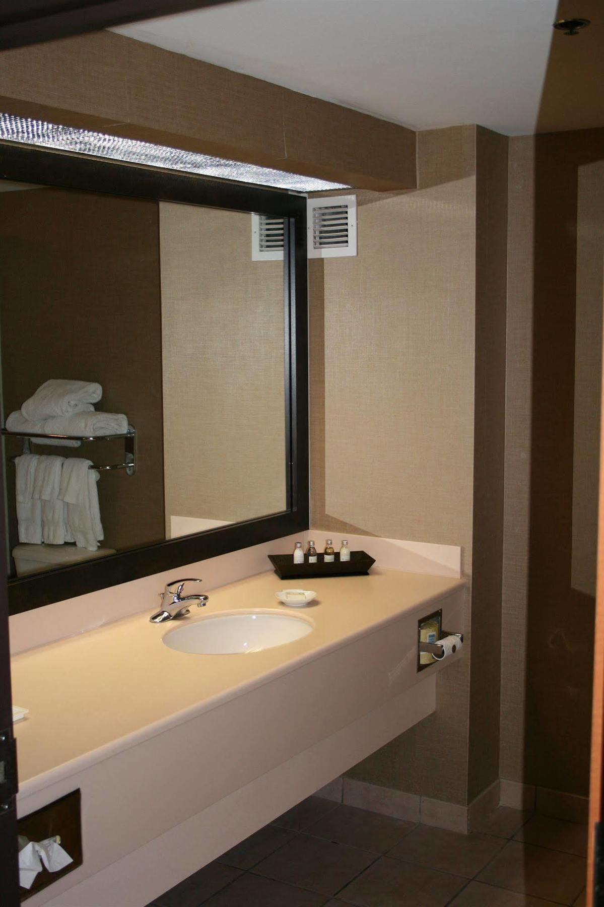 Casino Queen Hotel Saint Louis Dış mekan fotoğraf