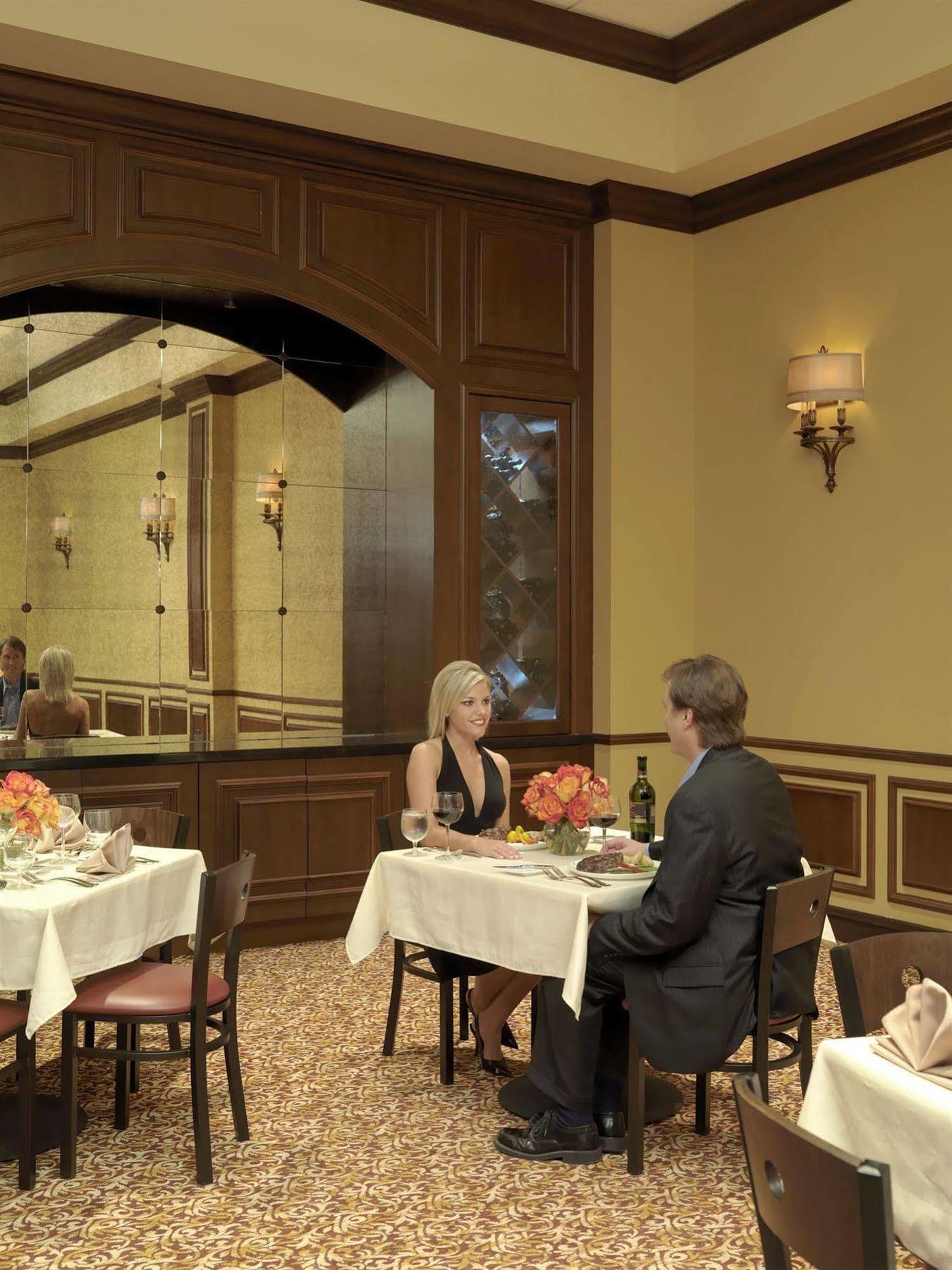 Casino Queen Hotel Saint Louis Dış mekan fotoğraf