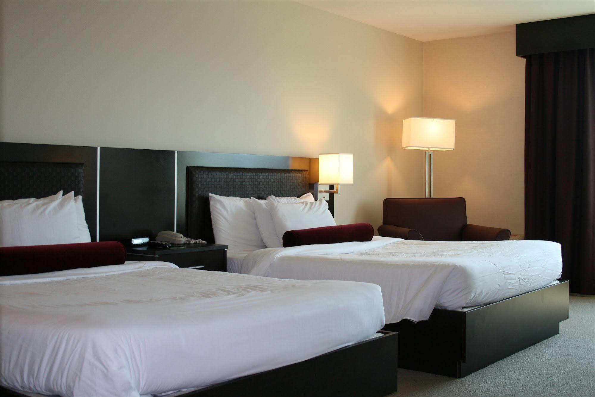 Casino Queen Hotel Saint Louis Dış mekan fotoğraf
